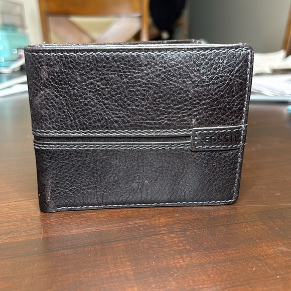 Fossil Leather Bifold Brown Leather Men’s Wallet - Picture 12 of 13